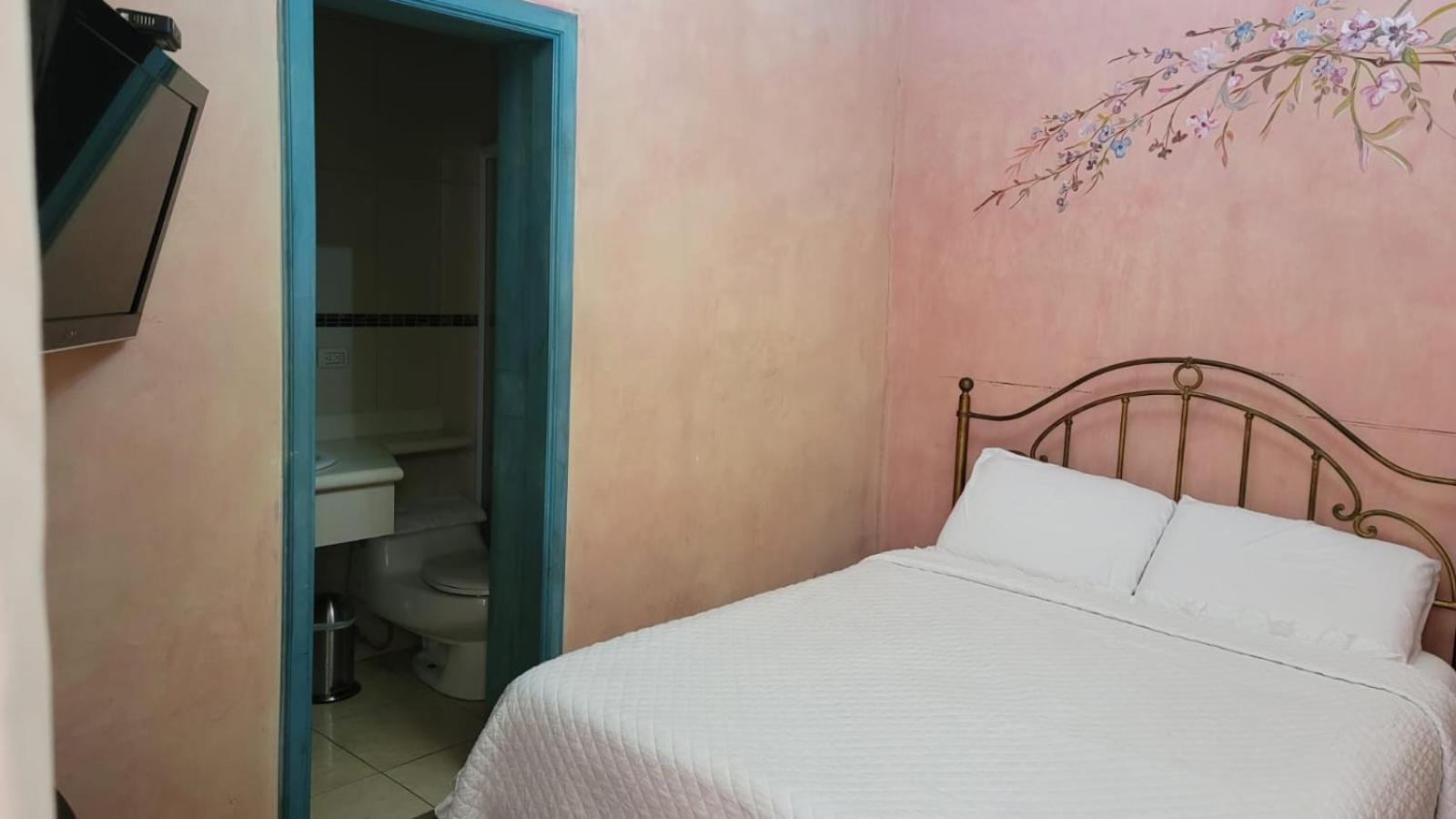 Hotel Ines Maria Cuenca Buitenkant foto